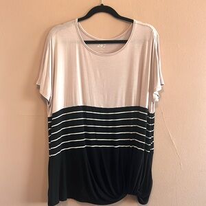 Women’s tshirt pink and black